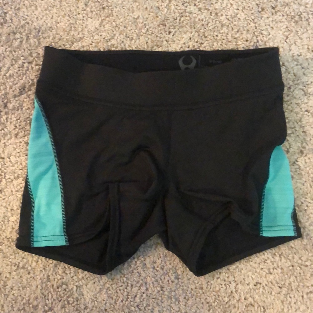 Hylete 💪🏻 Shorts 🍑